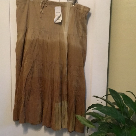 Dresses & Skirts - Broomstick skirt in shades of tan